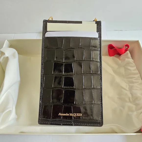 Alexander McQueen Skull Croc-Embossed Leather Phone-Case-On-Chain Black - Picture 2 of 7